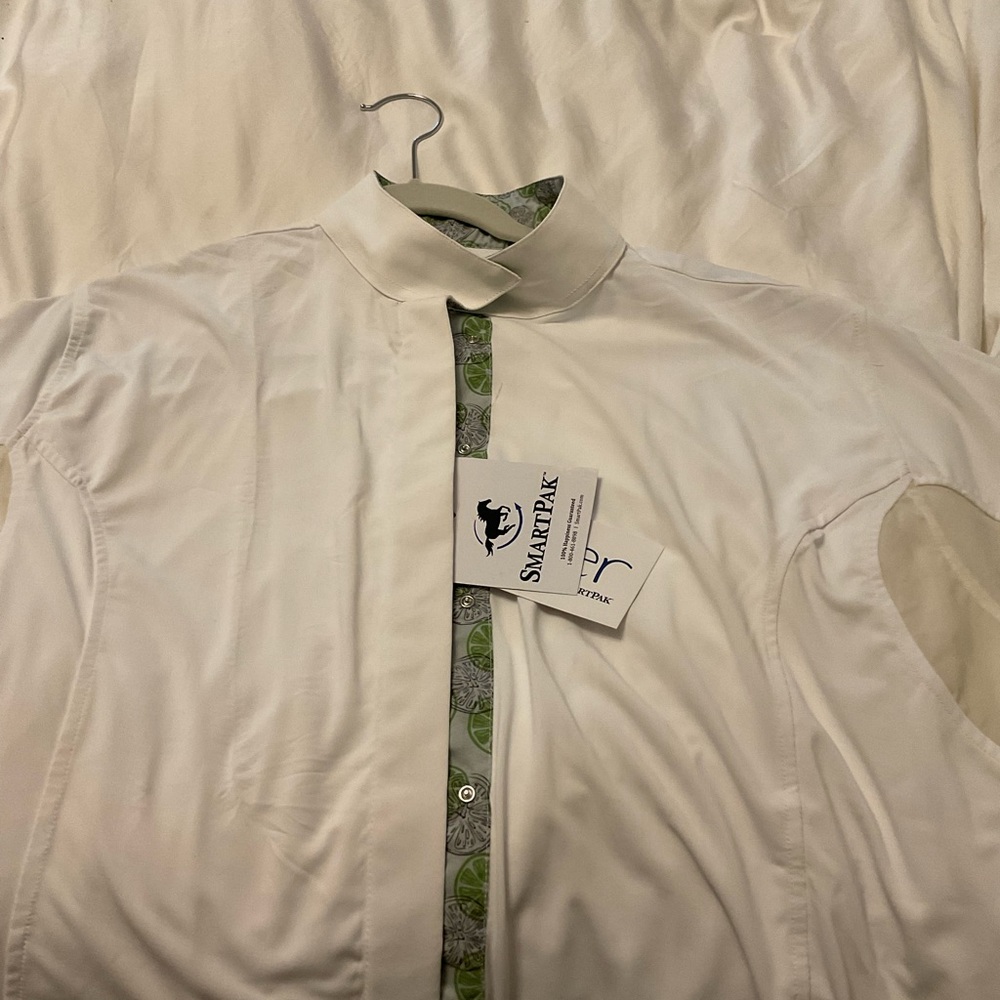 NWT Piper (limes!) short-sleeve show top with cool mesh.